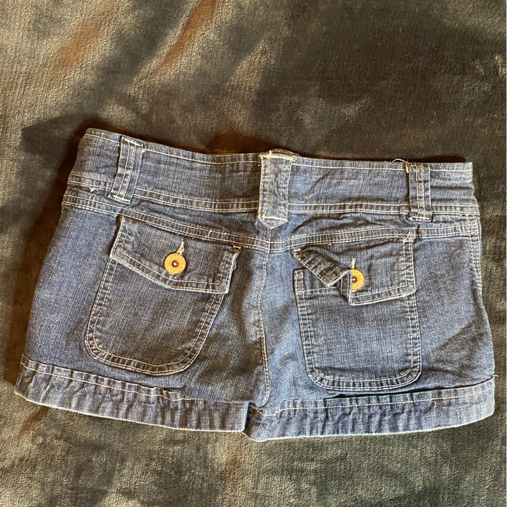 Jean shorts - Picture 2 of 3